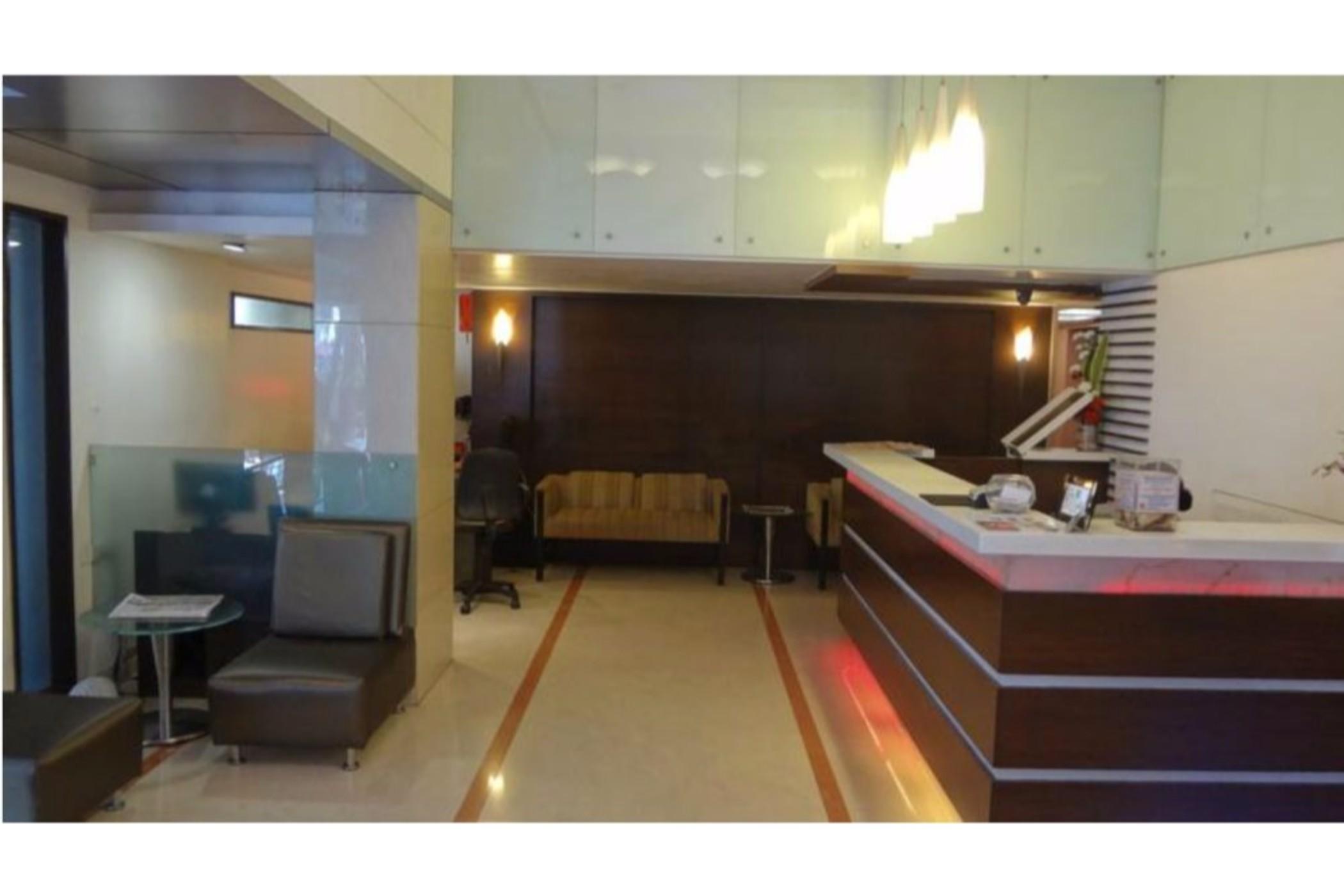 The Oriental Residency Hotell Mumbai Exteriör bild